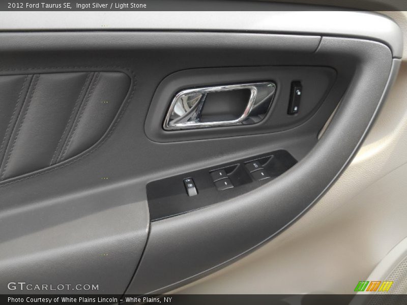 Ingot Silver / Light Stone 2012 Ford Taurus SE