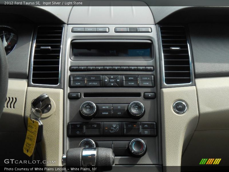 Ingot Silver / Light Stone 2012 Ford Taurus SE