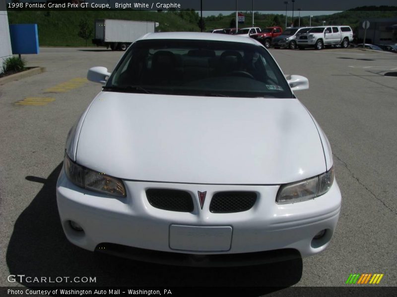 Bright White / Graphite 1998 Pontiac Grand Prix GT Coupe