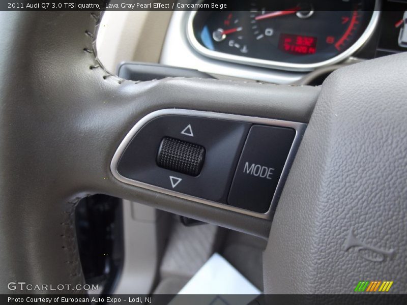 Lava Gray Pearl Effect / Cardamom Beige 2011 Audi Q7 3.0 TFSI quattro
