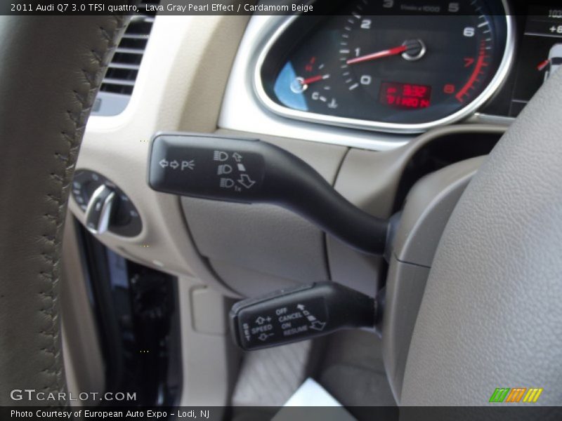 Lava Gray Pearl Effect / Cardamom Beige 2011 Audi Q7 3.0 TFSI quattro