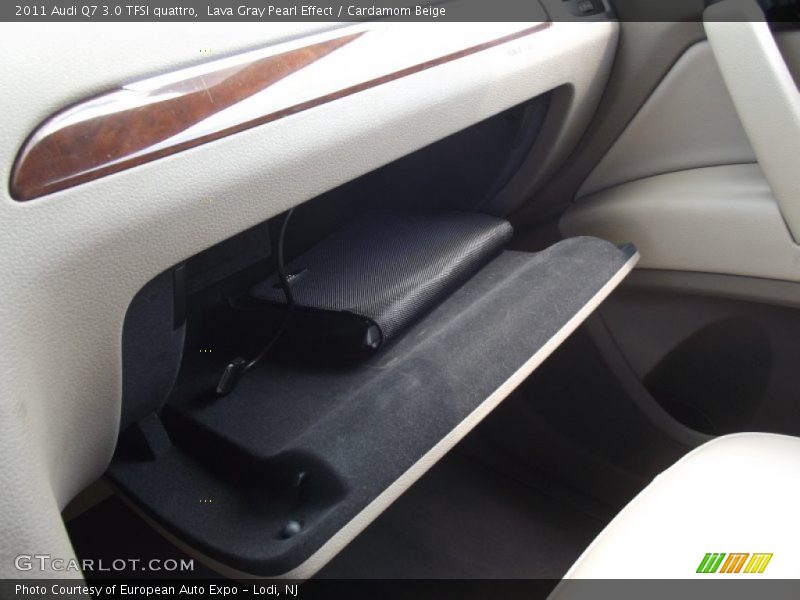 Lava Gray Pearl Effect / Cardamom Beige 2011 Audi Q7 3.0 TFSI quattro