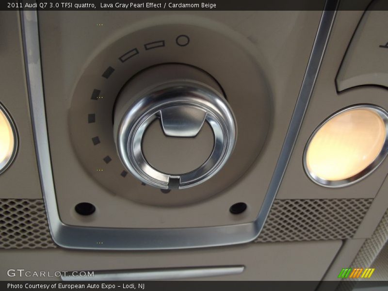 Lava Gray Pearl Effect / Cardamom Beige 2011 Audi Q7 3.0 TFSI quattro