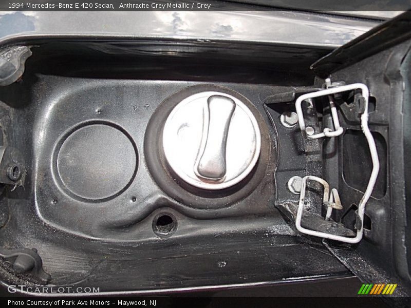 Gas Cap and Holder - 1994 Mercedes-Benz E 420 Sedan