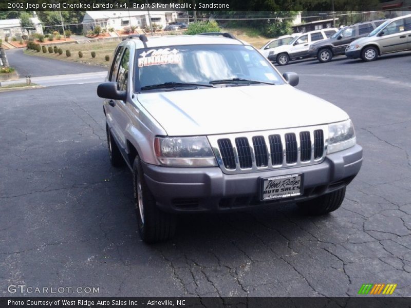 Bright Silver Metallic / Sandstone 2002 Jeep Grand Cherokee Laredo 4x4