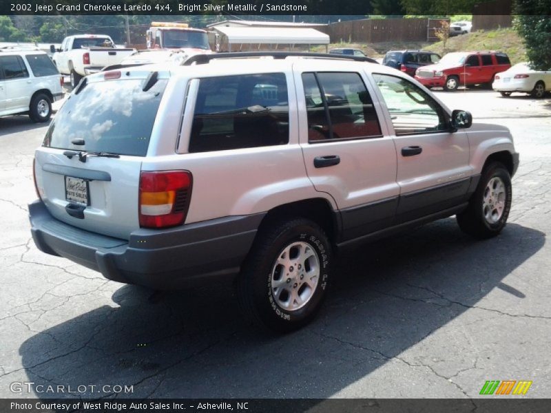 Bright Silver Metallic / Sandstone 2002 Jeep Grand Cherokee Laredo 4x4