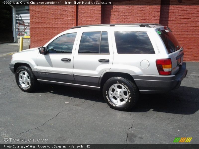 Bright Silver Metallic / Sandstone 2002 Jeep Grand Cherokee Laredo 4x4