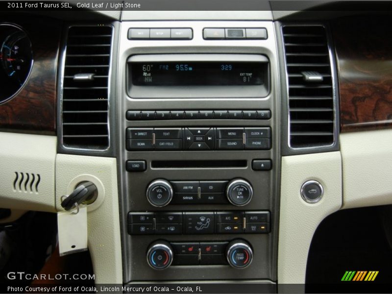 Controls of 2011 Taurus SEL