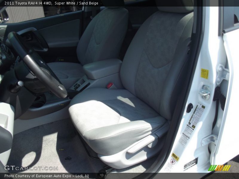 Super White / Sand Beige 2011 Toyota RAV4 I4 4WD