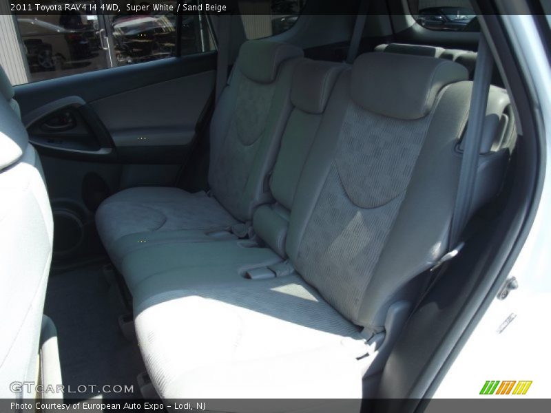 Super White / Sand Beige 2011 Toyota RAV4 I4 4WD