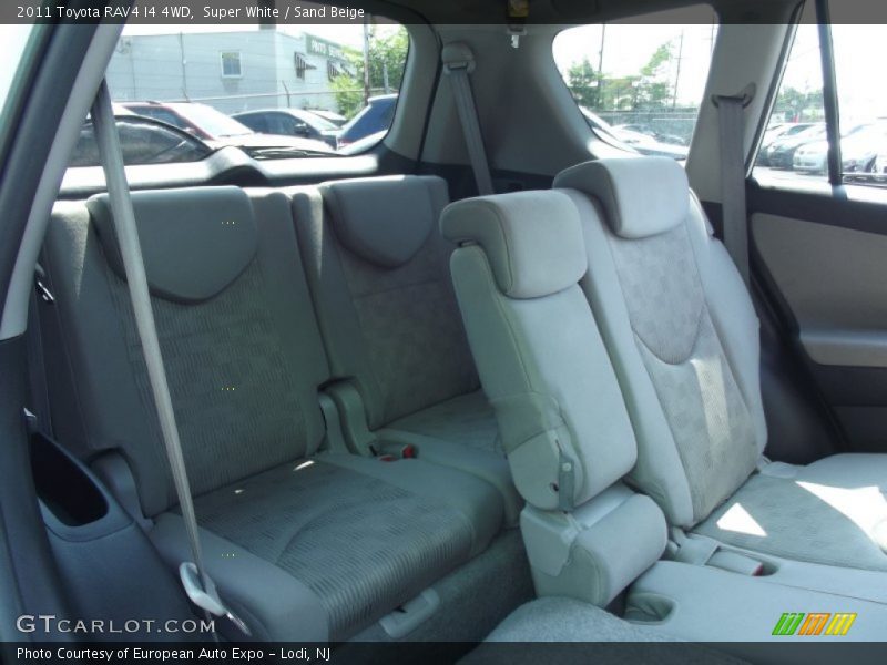 Super White / Sand Beige 2011 Toyota RAV4 I4 4WD