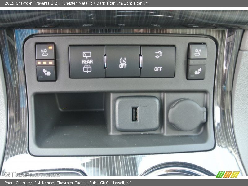 Tungsten Metallic / Dark Titanium/Light Titanium 2015 Chevrolet Traverse LTZ