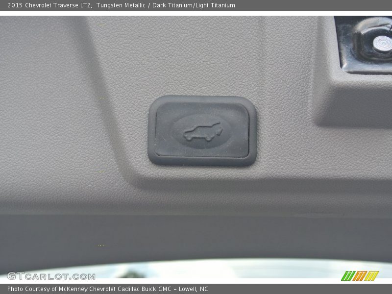 Tungsten Metallic / Dark Titanium/Light Titanium 2015 Chevrolet Traverse LTZ