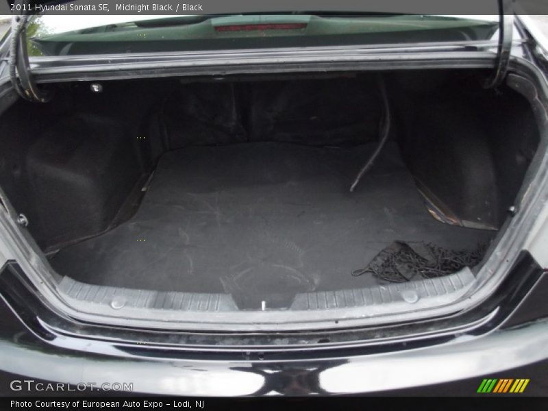 Midnight Black / Black 2011 Hyundai Sonata SE