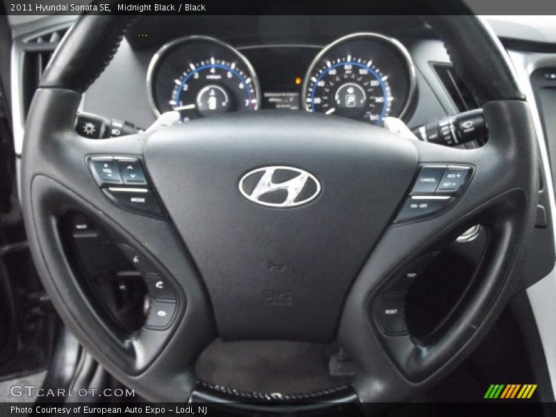 Midnight Black / Black 2011 Hyundai Sonata SE