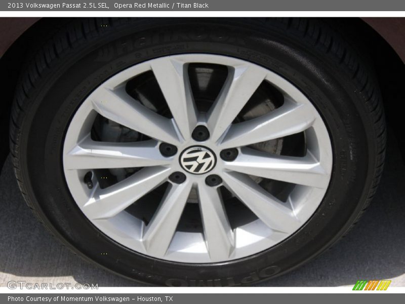 Opera Red Metallic / Titan Black 2013 Volkswagen Passat 2.5L SEL