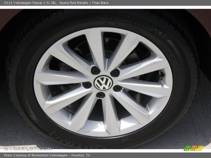 Opera Red Metallic / Titan Black 2013 Volkswagen Passat 2.5L SEL