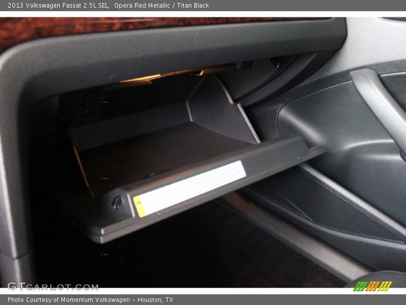 Opera Red Metallic / Titan Black 2013 Volkswagen Passat 2.5L SEL