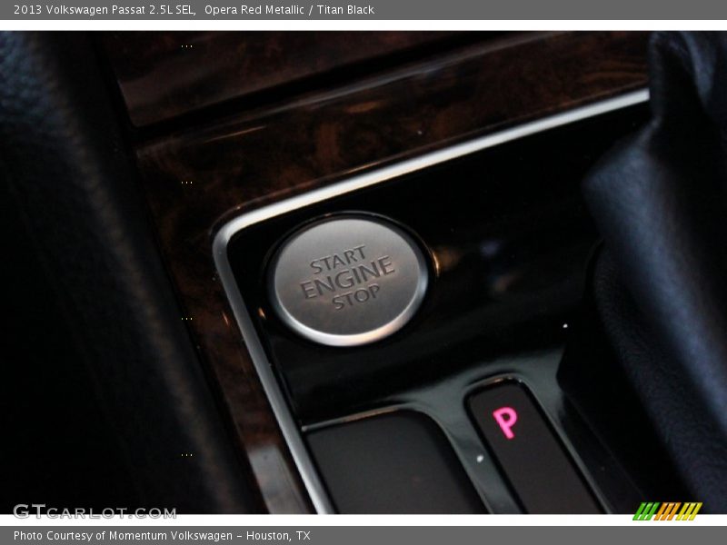 Opera Red Metallic / Titan Black 2013 Volkswagen Passat 2.5L SEL