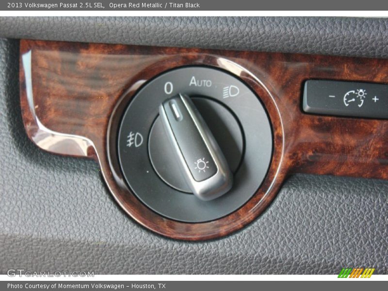 Opera Red Metallic / Titan Black 2013 Volkswagen Passat 2.5L SEL