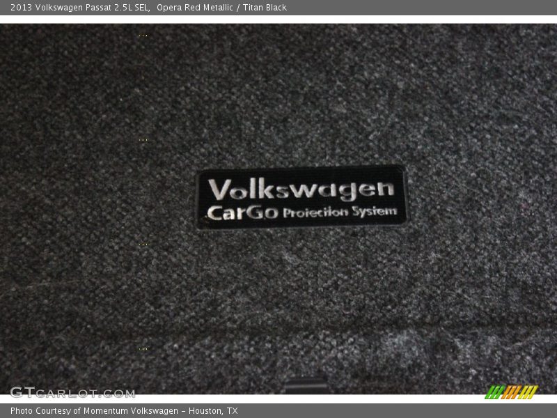 Opera Red Metallic / Titan Black 2013 Volkswagen Passat 2.5L SEL