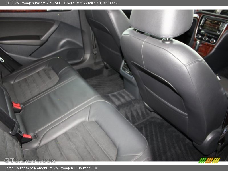Opera Red Metallic / Titan Black 2013 Volkswagen Passat 2.5L SEL