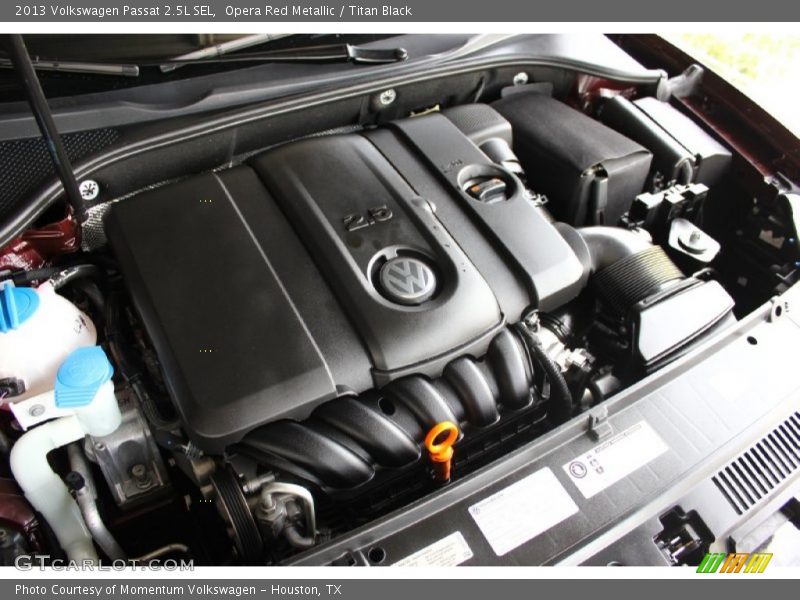 Opera Red Metallic / Titan Black 2013 Volkswagen Passat 2.5L SEL