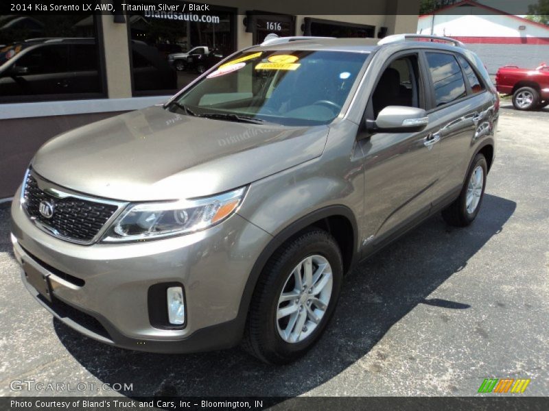 Titanium Silver / Black 2014 Kia Sorento LX AWD