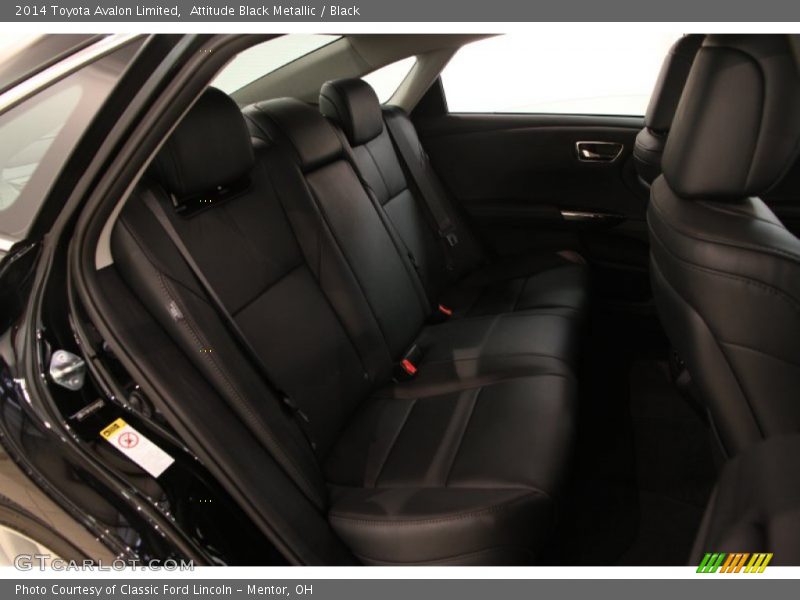 Attitude Black Metallic / Black 2014 Toyota Avalon Limited