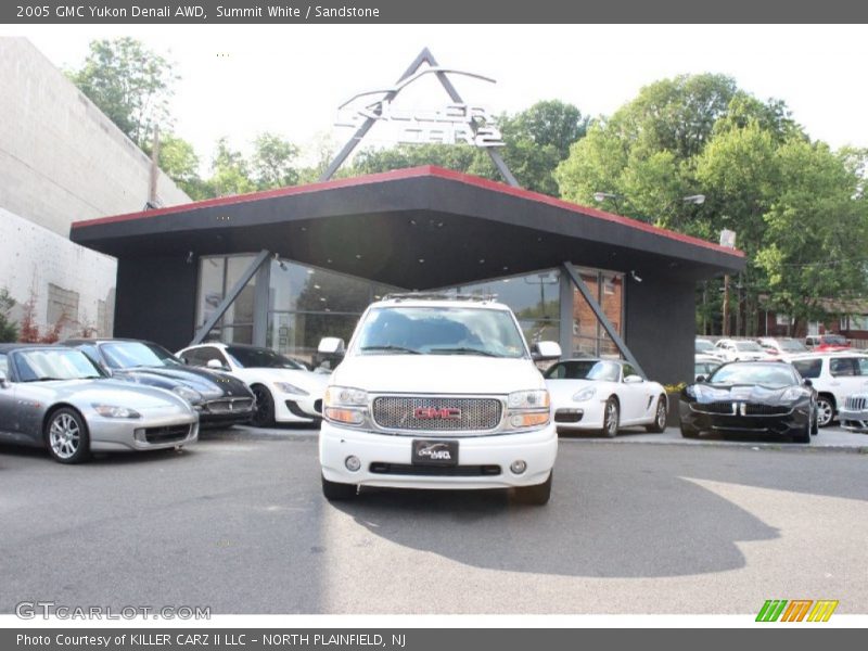 Summit White / Sandstone 2005 GMC Yukon Denali AWD