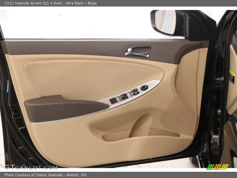 Door Panel of 2012 Accent GLS 4 Door