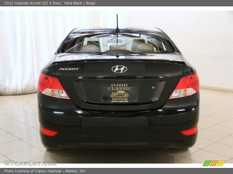 Ultra Black / Beige 2012 Hyundai Accent GLS 4 Door