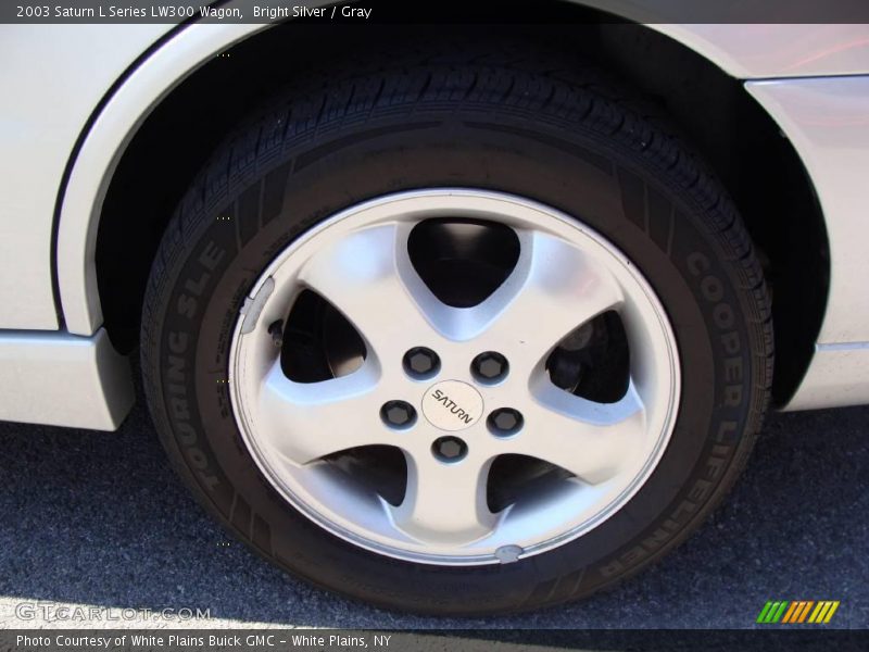 Bright Silver / Gray 2003 Saturn L Series LW300 Wagon
