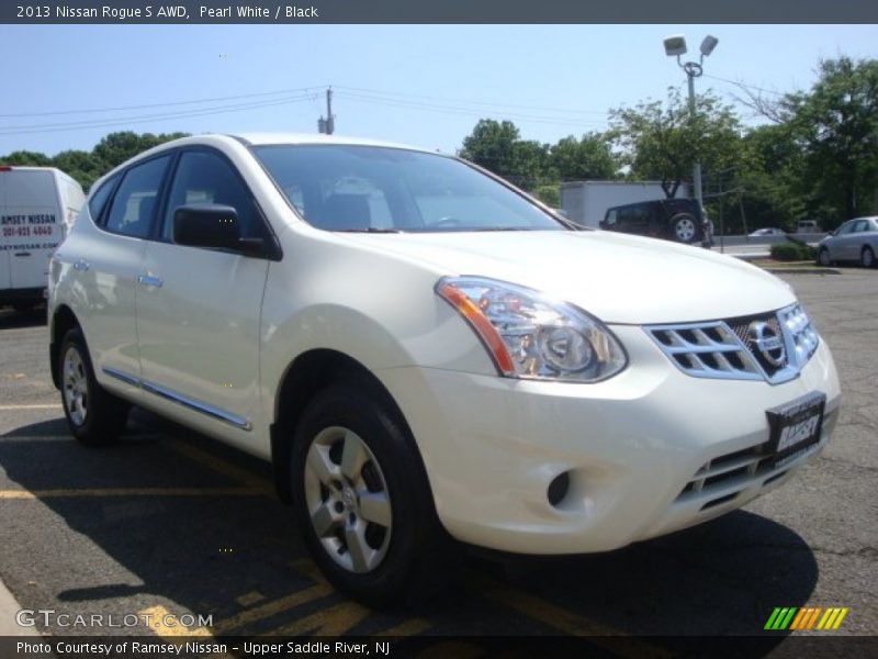 Pearl White / Black 2013 Nissan Rogue S AWD