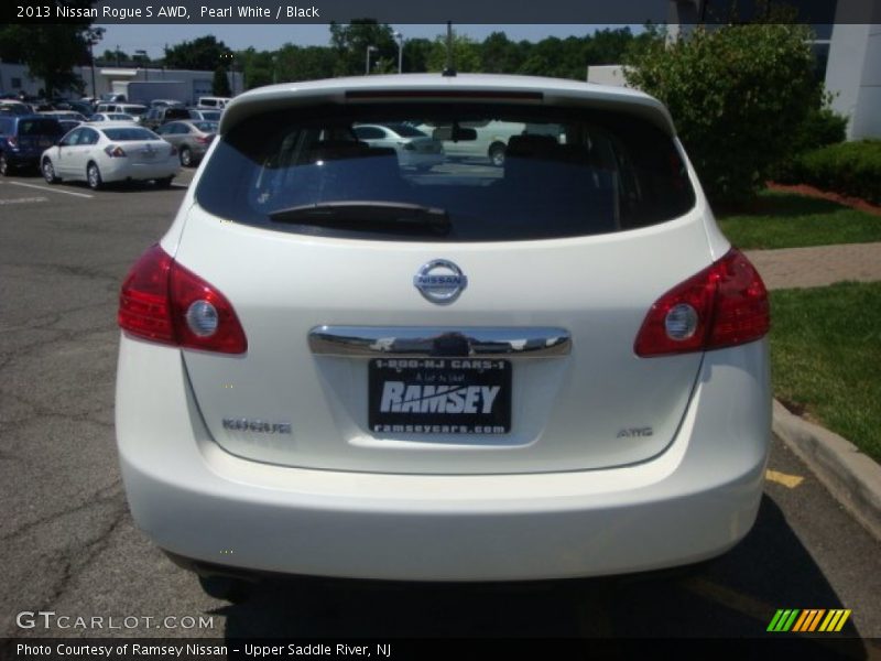 Pearl White / Black 2013 Nissan Rogue S AWD
