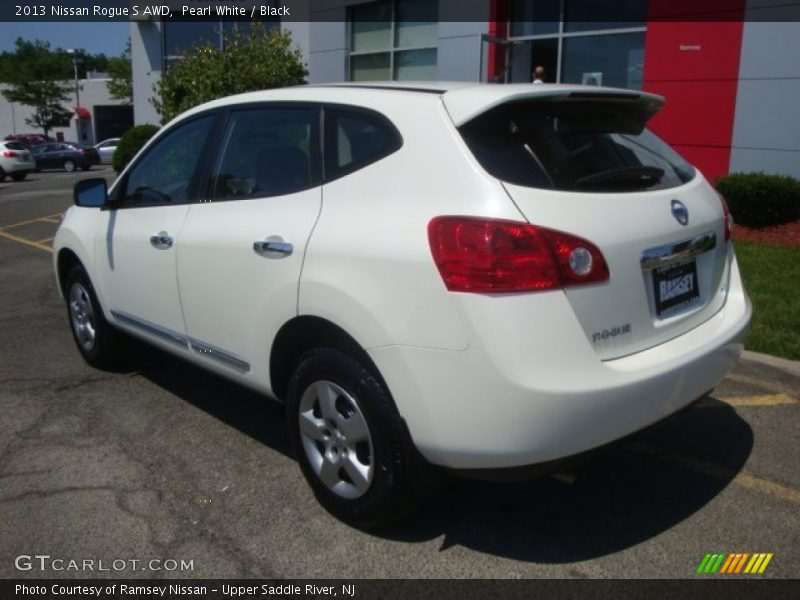 Pearl White / Black 2013 Nissan Rogue S AWD