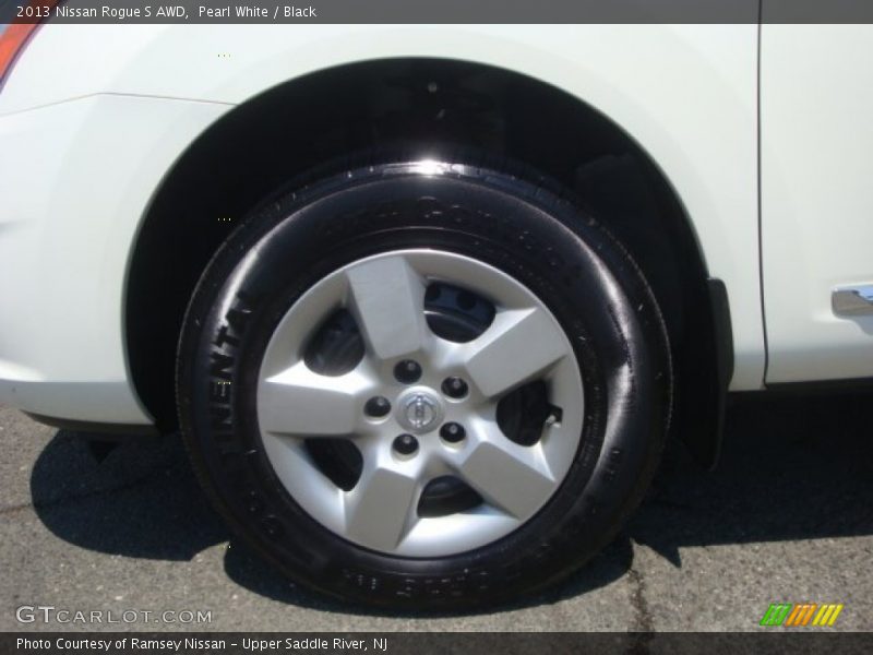 Pearl White / Black 2013 Nissan Rogue S AWD