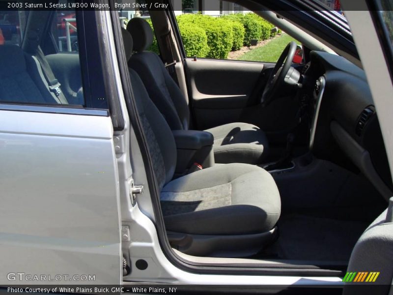 Bright Silver / Gray 2003 Saturn L Series LW300 Wagon