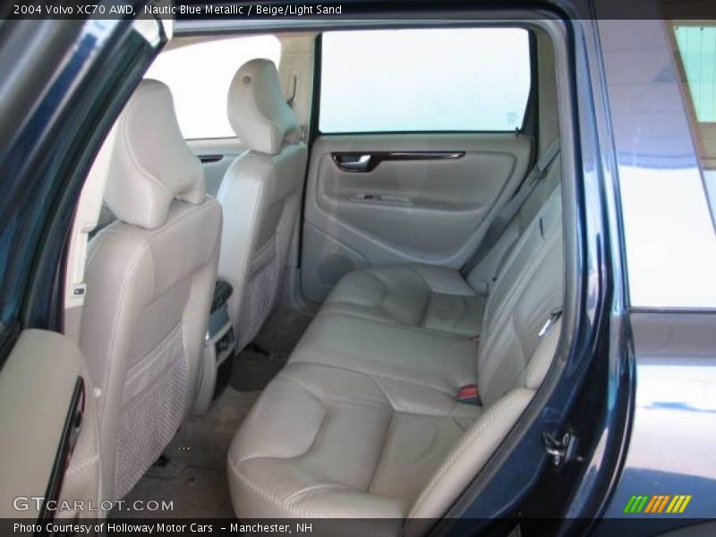 Nautic Blue Metallic / Beige/Light Sand 2004 Volvo XC70 AWD
