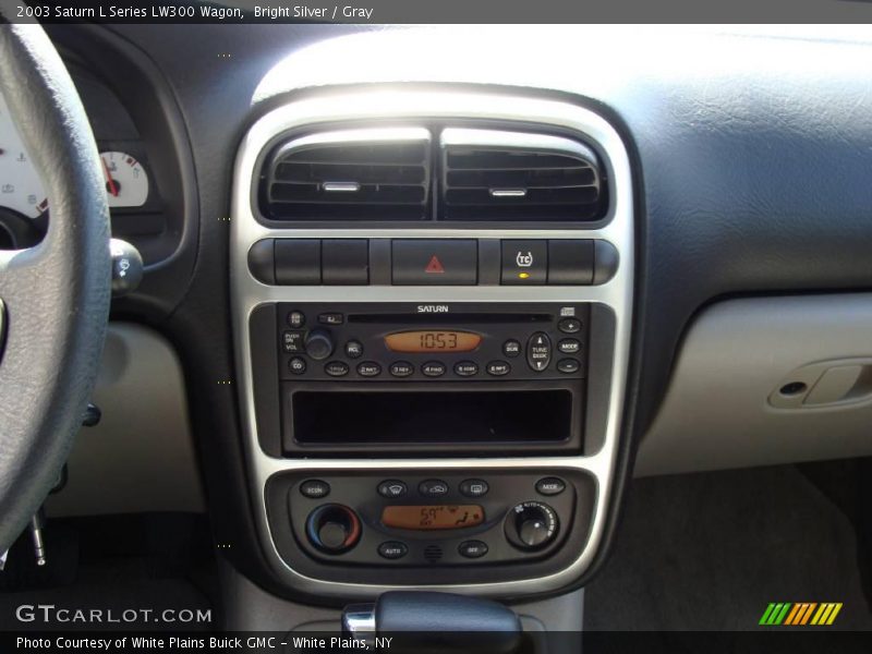Bright Silver / Gray 2003 Saturn L Series LW300 Wagon