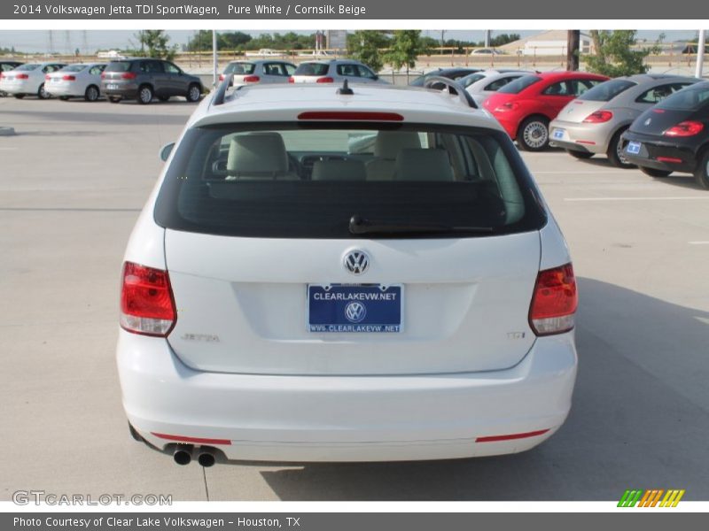 Pure White / Cornsilk Beige 2014 Volkswagen Jetta TDI SportWagen