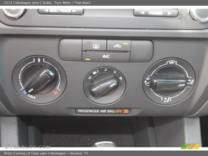 Pure White / Titan Black 2014 Volkswagen Jetta S Sedan