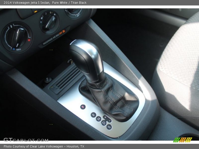 Pure White / Titan Black 2014 Volkswagen Jetta S Sedan