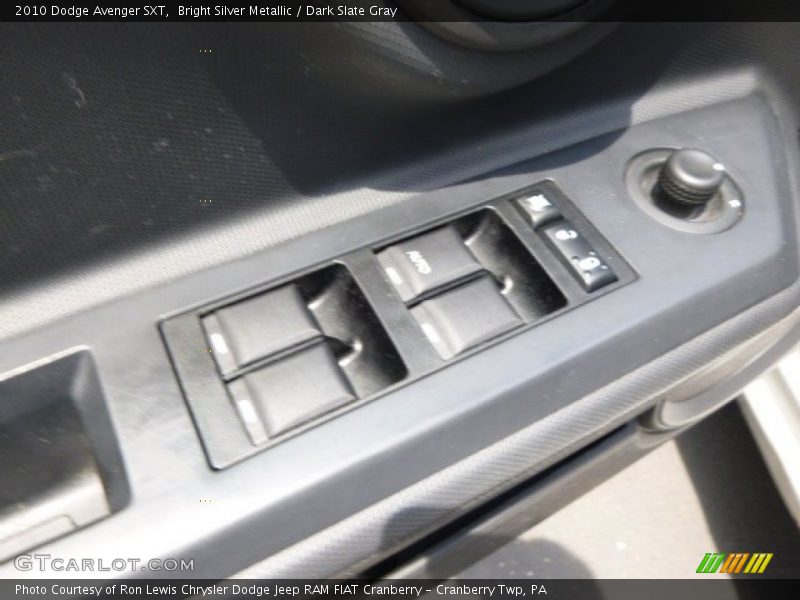 Bright Silver Metallic / Dark Slate Gray 2010 Dodge Avenger SXT