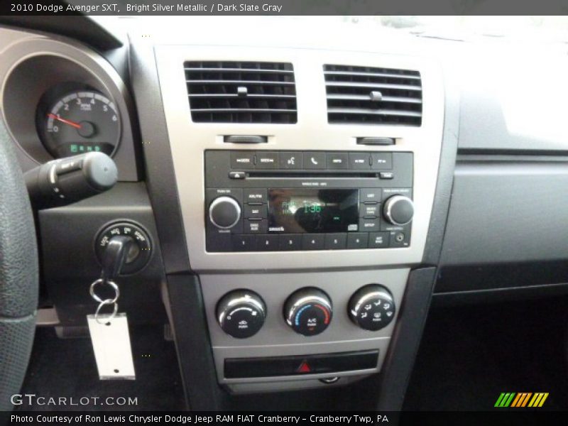 Bright Silver Metallic / Dark Slate Gray 2010 Dodge Avenger SXT