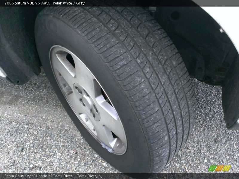 Polar White / Gray 2006 Saturn VUE V6 AWD