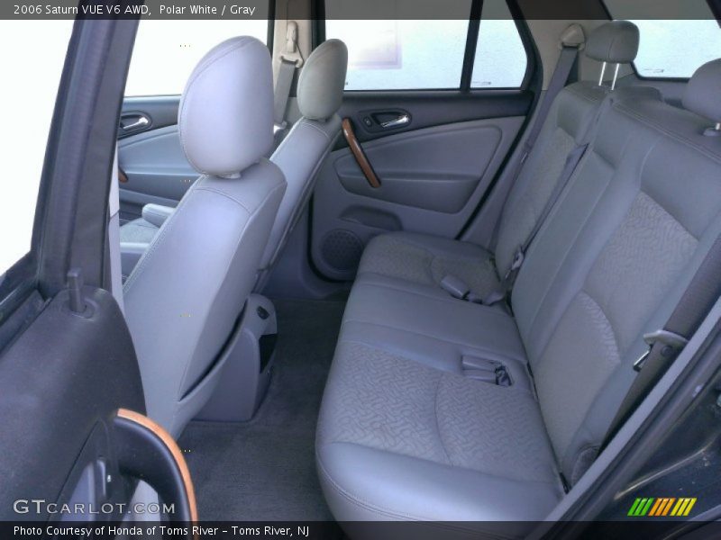 Polar White / Gray 2006 Saturn VUE V6 AWD