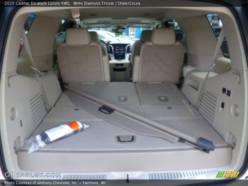 White Diamond Tricoat / Shale/Cocoa 2015 Cadillac Escalade Luxury 4WD