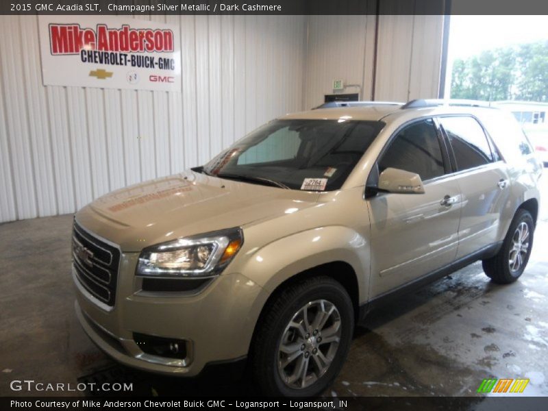 Champagne Silver Metallic / Dark Cashmere 2015 GMC Acadia SLT