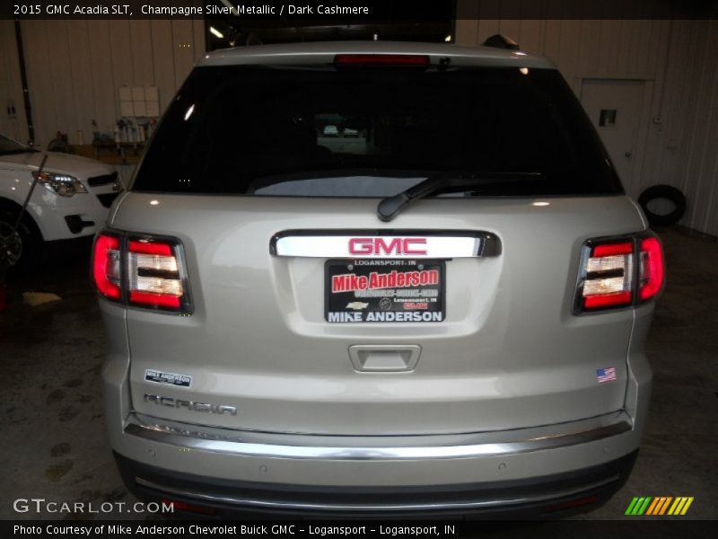 Champagne Silver Metallic / Dark Cashmere 2015 GMC Acadia SLT